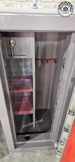Gun safe with internal chest