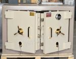 Exterior view of the GM1000B safe